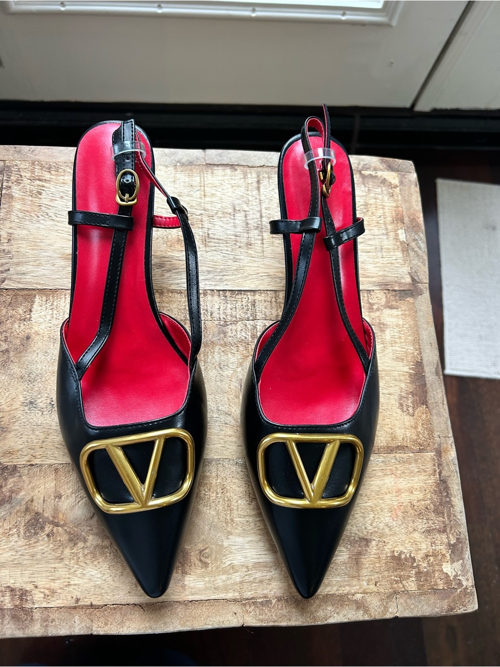 Valentino Black Pointed Slingback Heels with Gold Emblem and Red Insole - Picture 1 of 4
